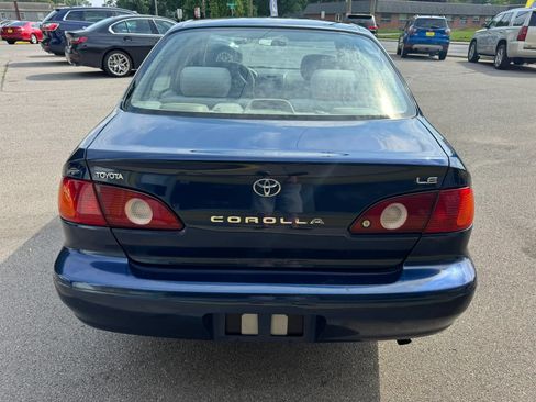 Used 2002 Toyota Corolla S FWD image 7