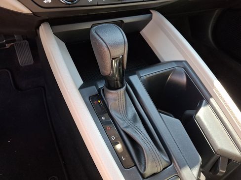 Certified 2023 Honda Accord EX image 22