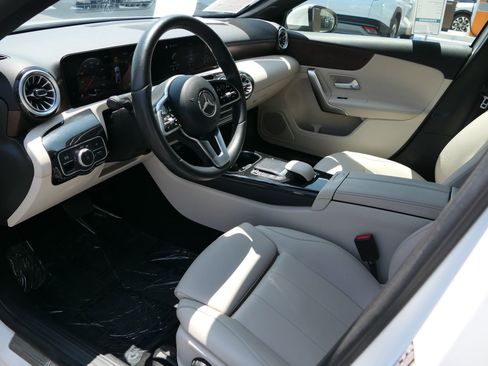 Used 2022 Mercedes-Benz A 220 image 13