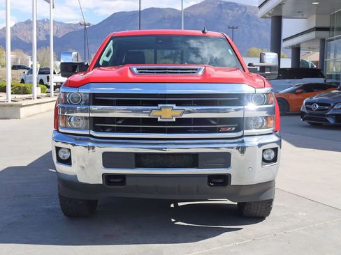 Used 2018 Chevrolet Silverado 2500 LTZ w/ Duramax Plus Package AWD/4WD image 9