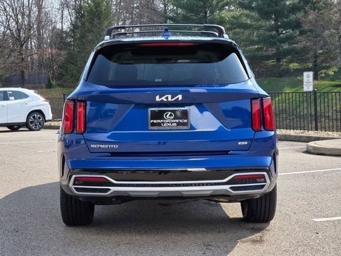 Used 2023 Kia Sorento SX AWD/4WD image 24