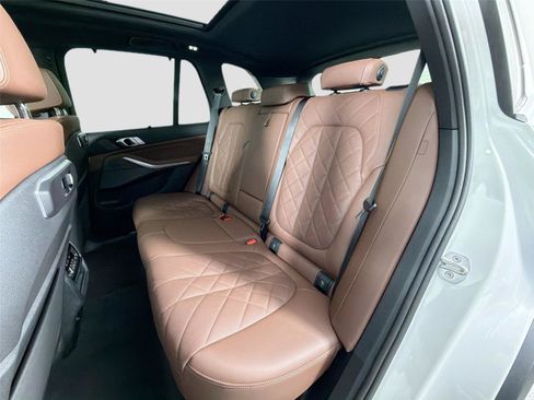 New 2026 BMW X5 xDrive40i w/ Climate Comfort Package AWD/4WD image 24