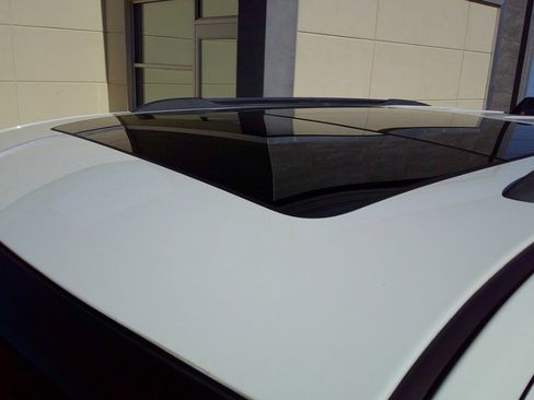 Used 2014 Jeep Grand Cherokee Limited w/ Luxury Group II image 22