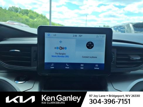 Used 2022 Ford Explorer XLT AWD/4WD image 16