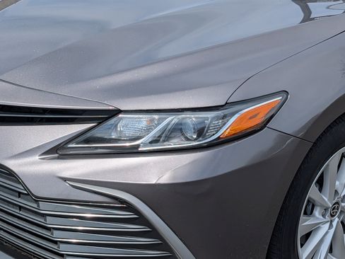 Used 2022 Toyota Camry LE w/ Cold Weather Package AWD/4WD image 16