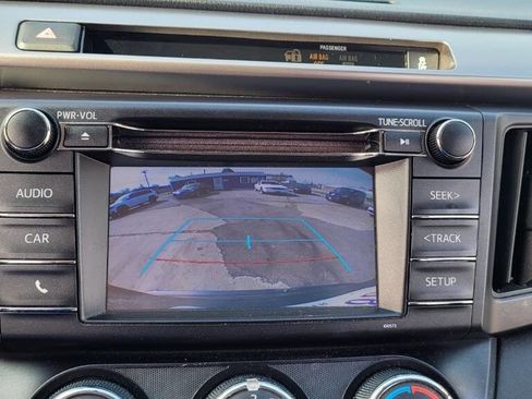 Used 2016 Toyota RAV4 LE image 16