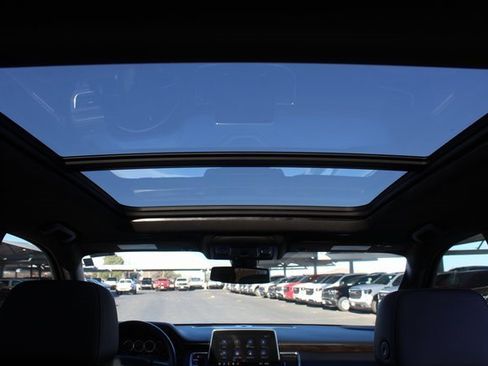 Used 2021 Chevrolet Tahoe Z71 image 20