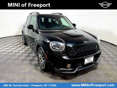 Used 2019 MINI Cooper Countryman SE w/ Signature Upholstery Package image 1