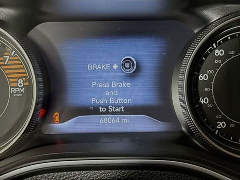 Used 2019 Jeep Cherokee Limited AWD/4WD image 20