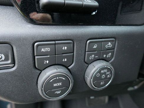 New 2026 Chevrolet Silverado 2500 ZR2 image 23