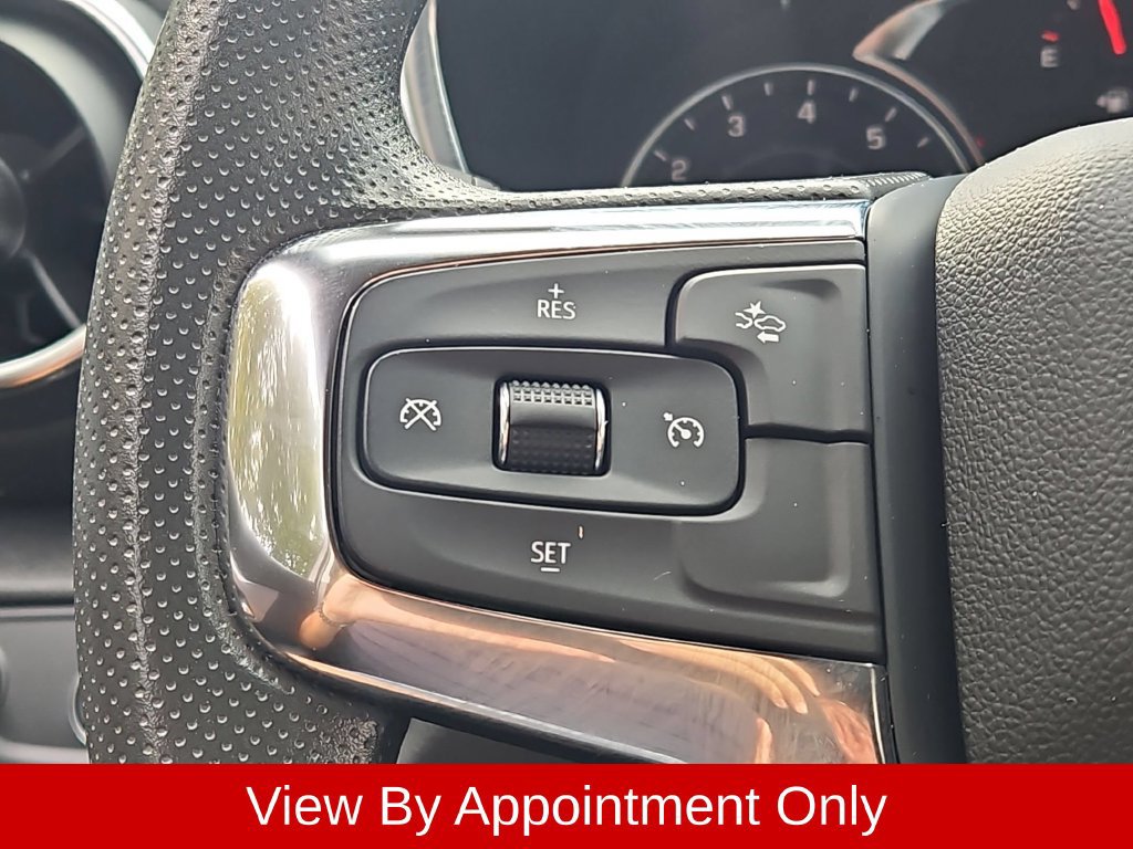 Used 2025 Chevrolet Blazer LT FWD image 20