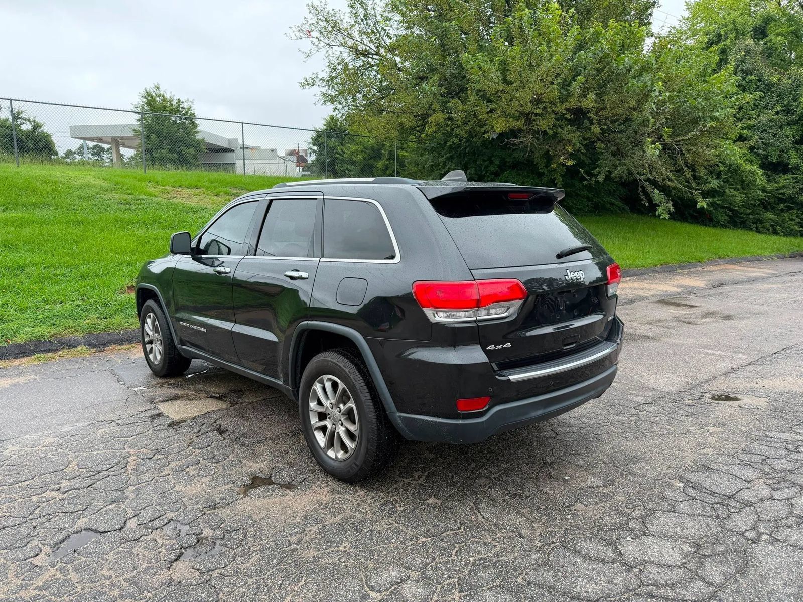 Used 2015 Jeep Grand Cherokee Limited AWD/4WD image 7