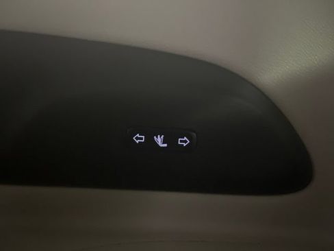 Used 2020 Chrysler Pacifica Limited FWD image 54