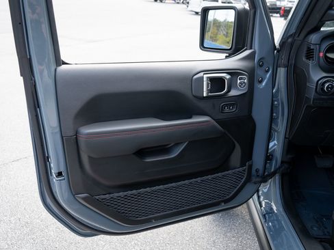 New 2026 Jeep Gladiator Rubicon image 16