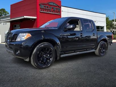 Used 2021 Nissan Frontier SV w/ Midnight Edition Floor Mats
