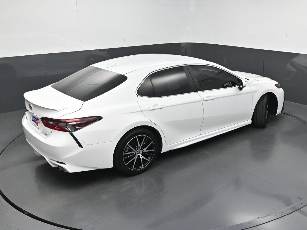 Used 2024 Toyota Camry SE FWD image 35