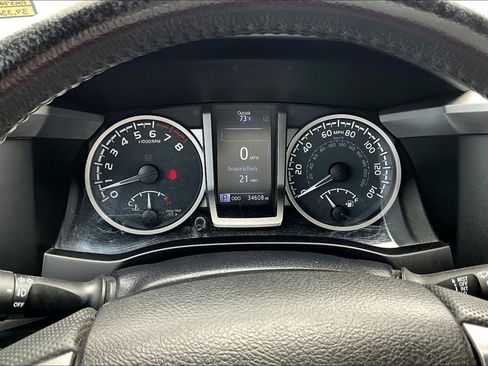 Used 2023 Toyota Tacoma Limited AWD/4WD image 15