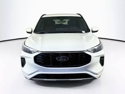 Certified 2023 Ford Escape ST-Line Select w/ Tech Pack #2 AWD/4WD image 5