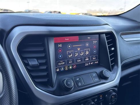 Used 2023 GMC Acadia SLE image 20