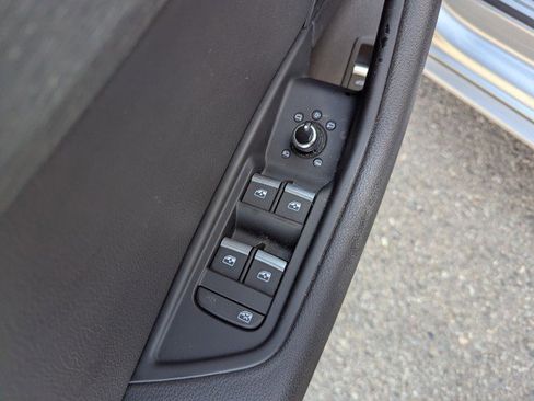 Used 2018 Audi A4 2.0T Premium Plus image 10