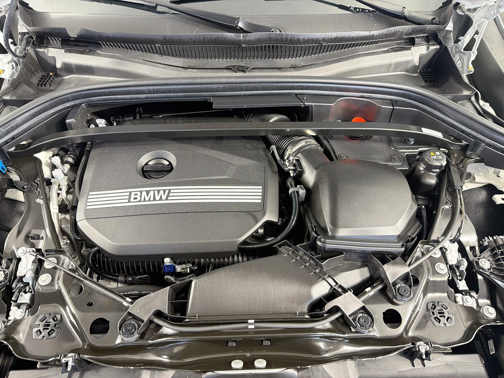 Used 2026 BMW X2 xDrive28i AWD/4WD image 33