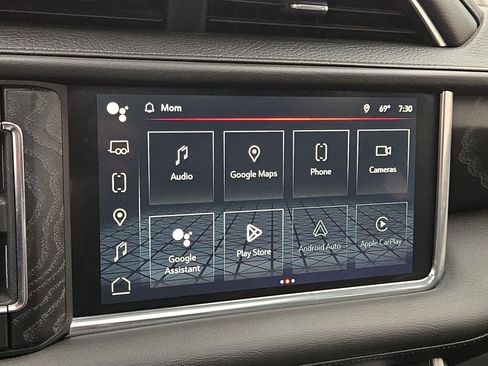 Used 2023 GMC Yukon XL Denali w/ Denali Reserve Package image 19