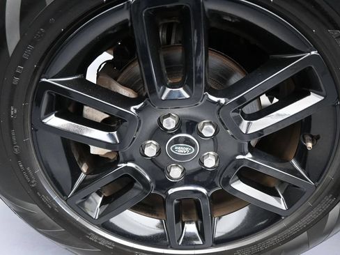 Used 2025 Land Rover Defender 110 S AWD/4WD image 55