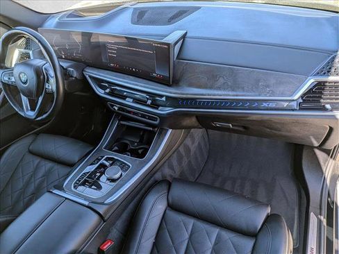 Used 2025 BMW X5 xDrive40i AWD/4WD image 23