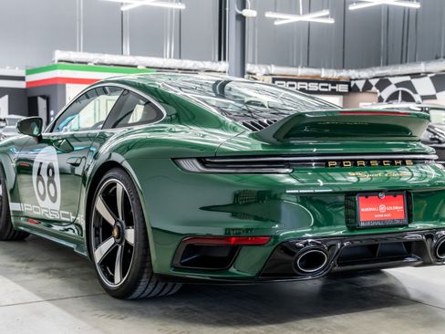 Used 2023 Porsche 911 Sport Classic RWD image 6
