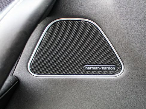 Used 2021 Maserati Levante S GranLusso image 39