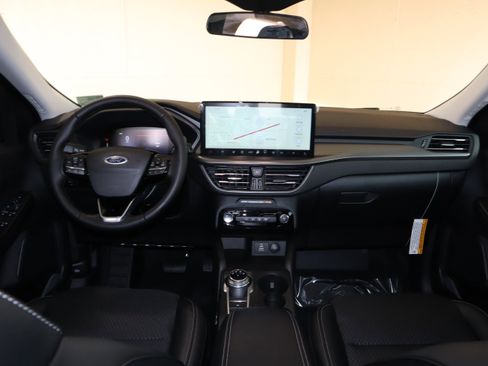 New 2026 Ford Escape SE image 25