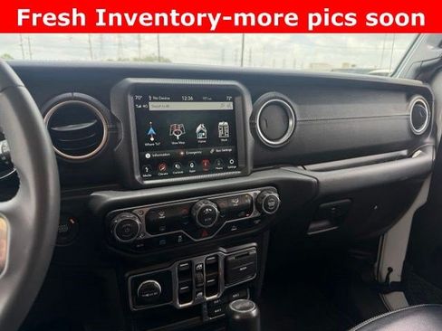 Used 2023 Jeep Wrangler Unlimited Sahara AWD/4WD image 7