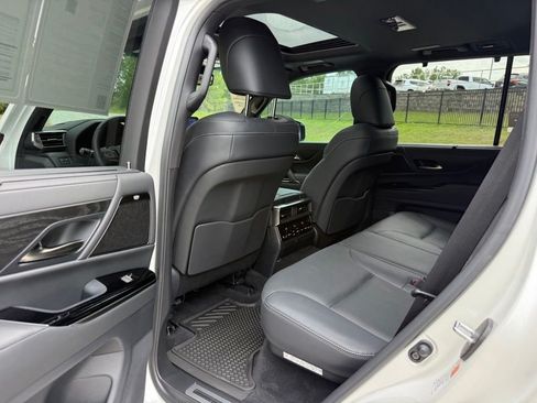 Certified 2026 Lexus LX 700h Luxury AWD/4WD image 29