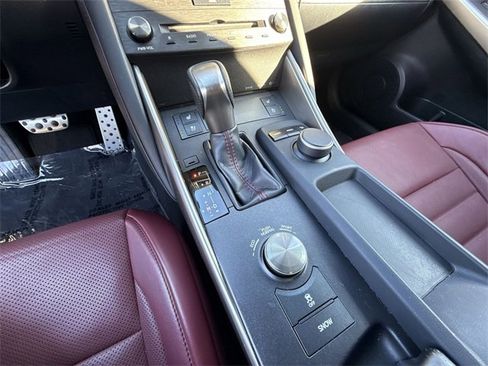 Used 2020 Lexus IS 300 F Sport image 21