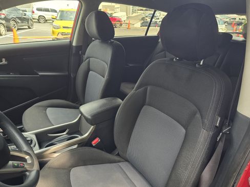 Used 2014 Kia Sportage LX FWD image 12