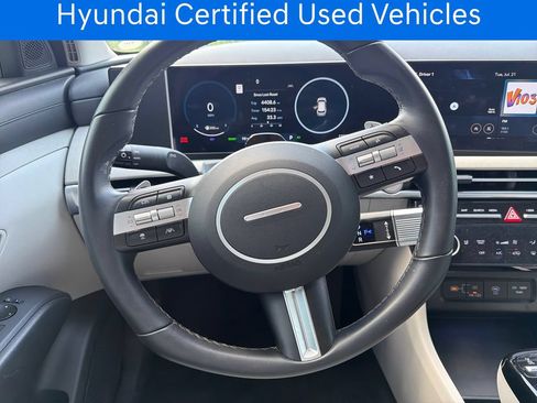 Certified 2025 Hyundai Tucson SEL AWD/4WD image 18