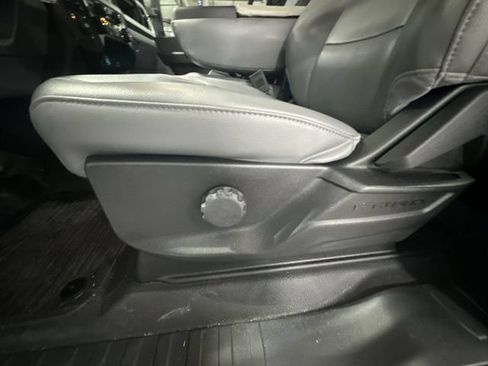 Certified 2024 Ford F250 XL w/ XL Chrome Package AWD/4WD image 18