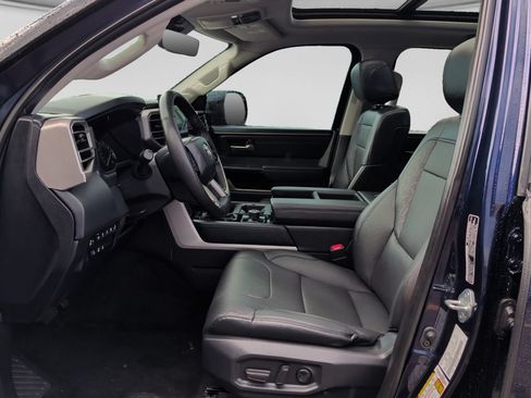 Used 2022 Toyota Tundra Limited w/ Power Package AWD/4WD image 16