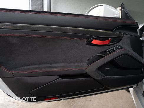 Used 2021 Porsche 718 Boxster Spyder RWD image 20