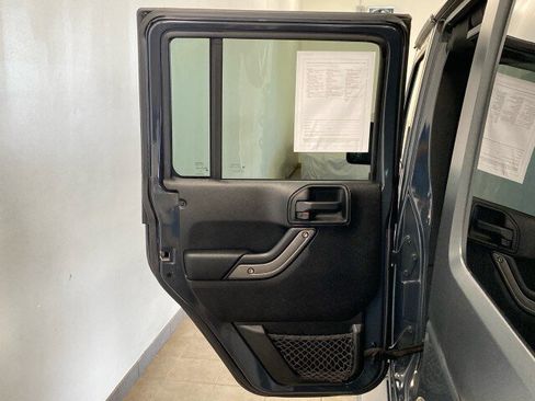 Used 2017 Jeep Wrangler Unlimited Sport w/ Quick Order Package 24S AWD/4WD image 9