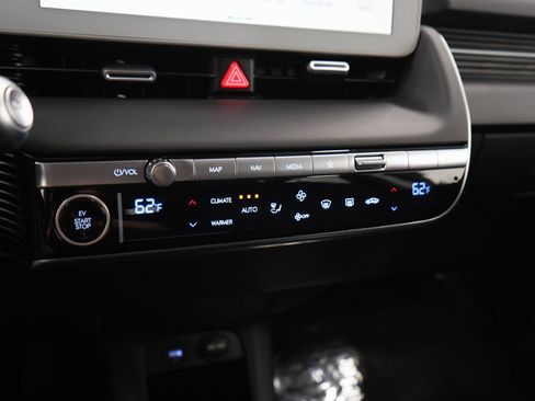 Certified 2024 Hyundai Ioniq 5 SE AWD/4WD image 22