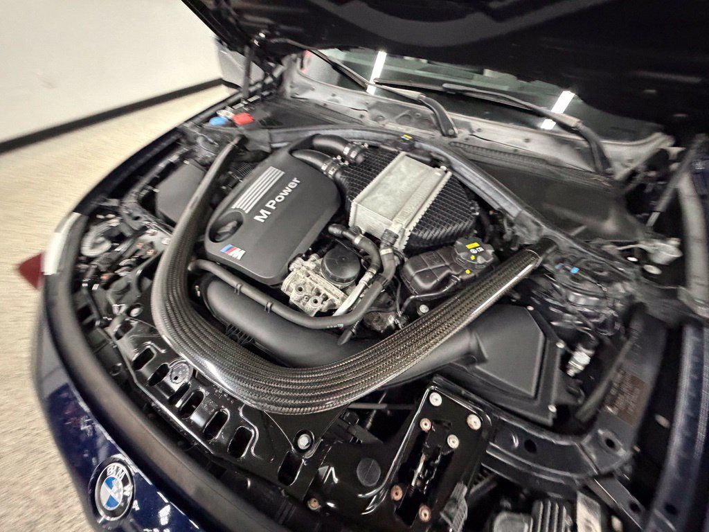 Used 2018 BMW M3 RWD image 42