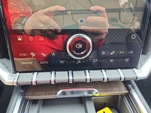 New 2026 GMC Acadia Denali w/ Super Cruise Package image 15