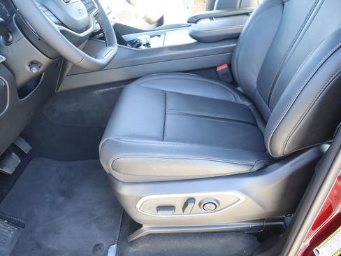 New 2026 Jeep Grand Wagoneer Limited AWD/4WD image 12