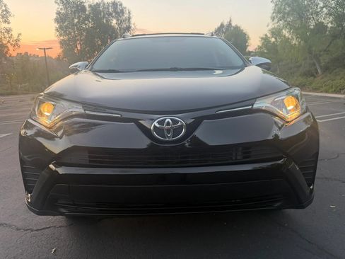 Used 2016 Toyota RAV4 LE FWD image 8