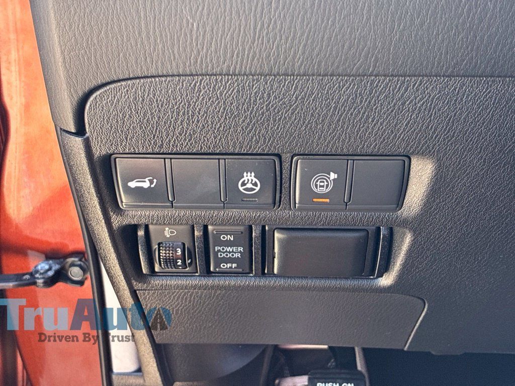 Used 2018 Nissan Armada Platinum w/ Captain Seat Package RWD image 38