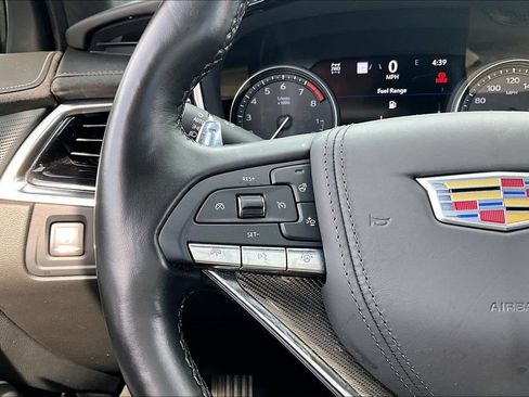 Used 2025 Cadillac XT6 Sport w/ Platinum Package AWD/4WD image 20
