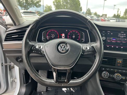 Used 2019 Volkswagen Jetta SEL FWD image 35