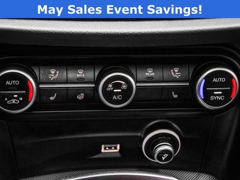 Used 2023 Alfa Romeo Stelvio Veloce AWD/4WD image 23