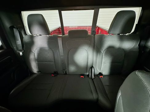 New 2026 RAM 1500 Big Horn AWD/4WD image 10